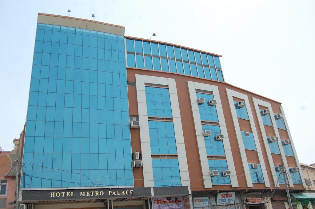 Metro Palace Hotel Bikánér Kültér fotó